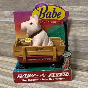 Radio Flyer mini wagon pig 🐷 Babe and Friends Stuffed Animal
